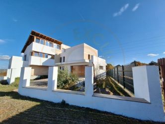 0% Comision-Casa Moderna Pitesti - Plopilor, 1500 mp teren