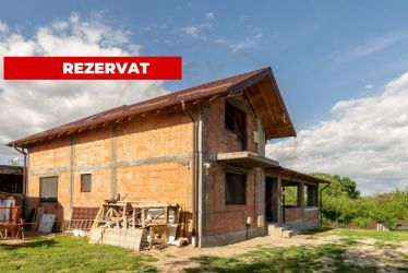 0% COMISION ! CASA  PARTER+ MANSARDA  - com  PADURETI , Arges