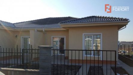 1/2 Duplex 3 camere Mosnita Noua