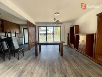 1/2 Duplex de inchiriat, 5 camere, 5 bai, mobilat și utilat-Dumbravit