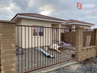 1/2 Duplex Finalizat la Cheie Moșnița - V2822