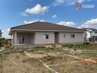 1/2 Duplex la Cheie Mosnita Noua Cartier Europa