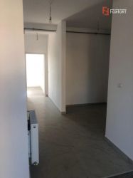 1 camere + terasa de vanzare in GIROC- ID V98