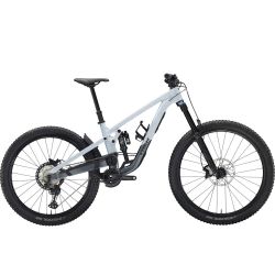 2026 Trek Slash 8 Gen 6 (WIEKBIKE)