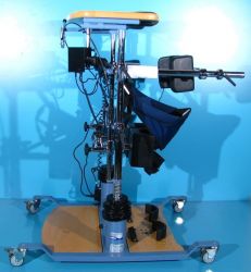 Antrenor dinamic cu ridicare electrica Balance-Trainer