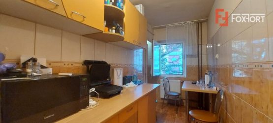 Apartament 1 camera, Etaj 1, Decomandat, zona Steaua - V2376