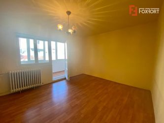 Apartament 1 camera, etaj intermediar, decomandat, langa Piata Verde -
