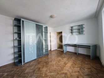 Apartament 2 camere 37mp si balcon de vanzare zona Mihai Viteazu Sibiu