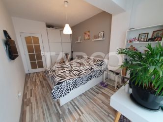 Apartament 2 camere 45 mpu balcon etaj intermediar zona Doamna Stanca