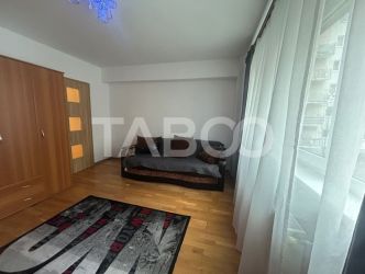 Apartament 2 camere 60 mpu etajul 1 de inchiriat cu balcon si parcare