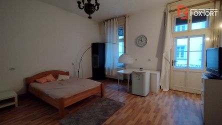 Apartament 2 camere 93 mp totali - terasa si balcon, zona Piata Victor
