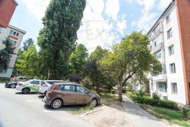 Apartament 2 camere Calea Bucuresti etaj 2