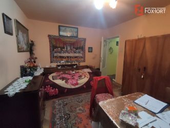 Apartament 2 camere, centrala, etaj 1, Calea sagului - ID V4136