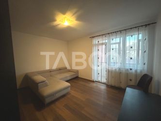 Apartament 2 camere cu balcon si parcare privata de inchiriat 