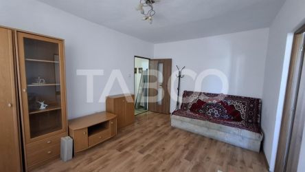Apartament 2 camere de inchiriat etaj intermediar Mihai Viteazul Sibiu