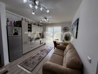 Apartament 2 camere de vanzare 38mpu si boxa zona Turnisor Sibiu