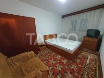 Apartament 2 camere de vanzare decomandat etaj 2 zona 1 Decembrie