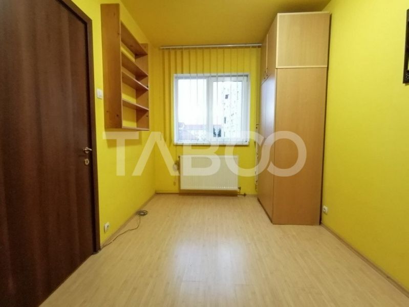 Apartament 2 camere de vanzare etaj intermediar OMV Milea Sibiu-5