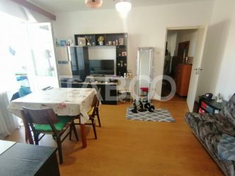 Apartament 2 camere de vanzare mobilat balcon zona Mihai Viteazu Sibiu