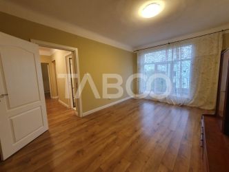 Apartament 2 camere decomandat etaj 1 zona Negoiu bloc de caramida