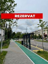 Apartament 2 camere, decomandat, zona centrală, izolat termic, centra