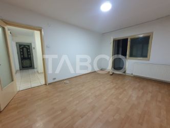 Apartament 2 camere decomandat Zona Stejarului 55 mp utili
