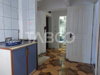 Apartament 2 camere decomandate 35 mp parter Cisnadie