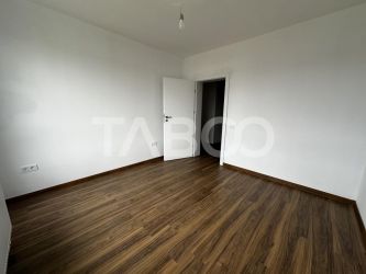 Apartament 2 camere decomandate balcon loc de parcare orientare sudica