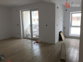 Apartament 2 camere in bloc tip vila Giroc - ID V391
