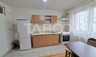 Apartament 2 camere la mansarda renovat de vanzare zona Ipas din Sibiu