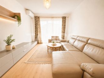 Apartament 2 camere premium balcon si parcare zona The Office Centru
