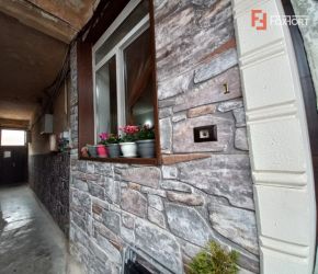 Apartament 2 camere, renovat complet, curte comuna - Timocului Saguna