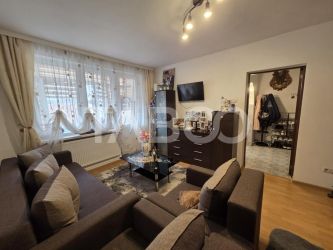 Apartament 2 camere  semidecomandat zona Vasile Alecsandri etaj 3 