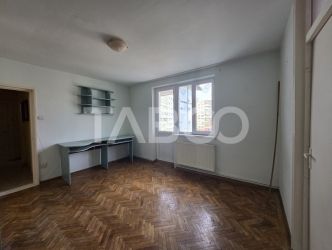 Apartament 2 camere si balcon de vanzare 37 mp zona Mihai Viteazu