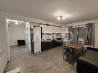 Apartament 3 camere 72 mpu etaj intermediar balcon 11m Doamna Stanca