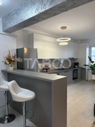 Apartament 3 camere 72 mpu  loc de parcare balcon 10 mp 2 bai Sibiu