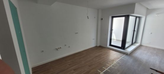 Apartament 3 camere, 78mp utili, zona Complex Baicului, 199.000euro