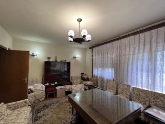 Apartament 3 camere, 80mp, Piata Victoriei, Bucuresti, 255000 euro