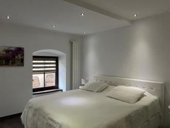 Apartament 3 camere  Centrul Istoric /  Piata  Sfatului / Piata Enescu