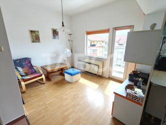 Apartament 3 camere cu balcon in zona linistita - Pet friendly