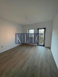 Apartament 3 camere cu balcon si parcare Selimbar la 5 minute de Mall