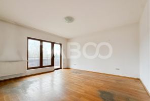 Apartament 3 camere cu parcare de vanzare Andrei Muresanu