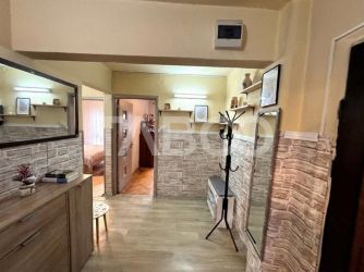 Apartament 3 camere de vanzare  55mp etaj 2   Valea Aurie