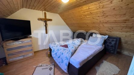 Apartament 3 camere de vanzare la casa si pivnita Selimbar Sibiu