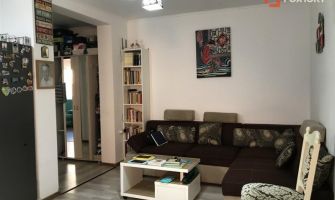Apartament 3 camere de vanzare zona Dumbravita Negociabil - ID V357