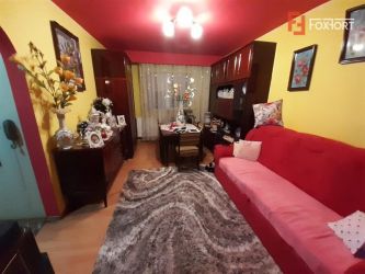 Apartament 3 camere de vanzare zona Lipovei - ID V212