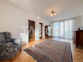 Apartament 3 camere de vanzare zona Piata Cipariu Andrei Muresanu