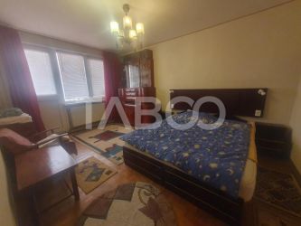 Apartament 3 camere decomandat etaj 2 suprafata 56 mp utili