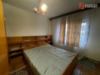 Apartament 3 camere, decomandat, etaj 4/5, centrala proprie - V2930