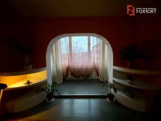 Apartament 3 camere, decomandat, etaj intermediar, mobilat si utilat -